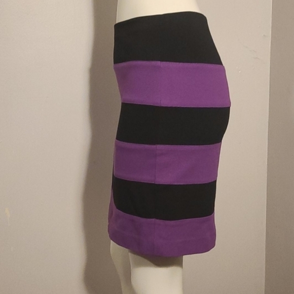 Ann Taylor Purple and Black Striped Pencil Skirt - Picture 3 of 7